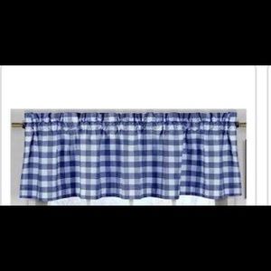 🛍️3 for $20🛍️ 2 Blouson Valance 
Blue Gingham pattern60 x 14 inches each